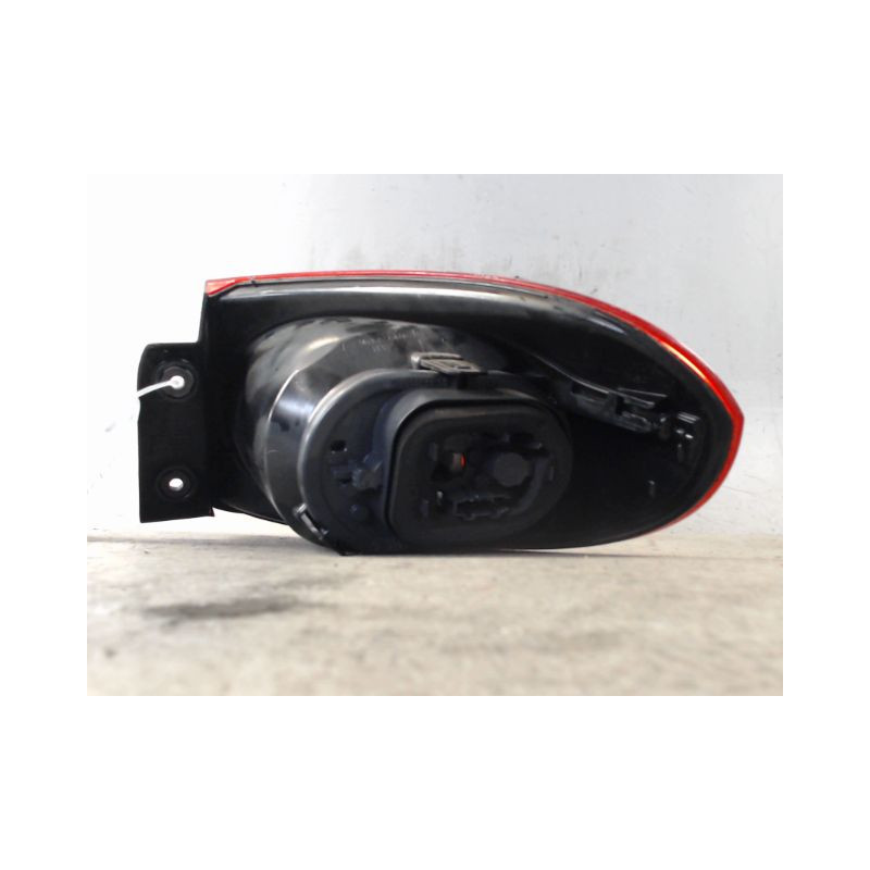 FEU ARRIERE GAUCHE  VOLKSWAGEN TIGUAN 2009-