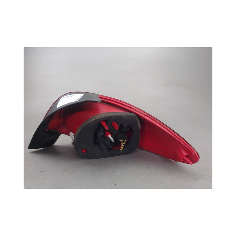 FEU ARRIERE GAUCHE  PEUGEOT 206