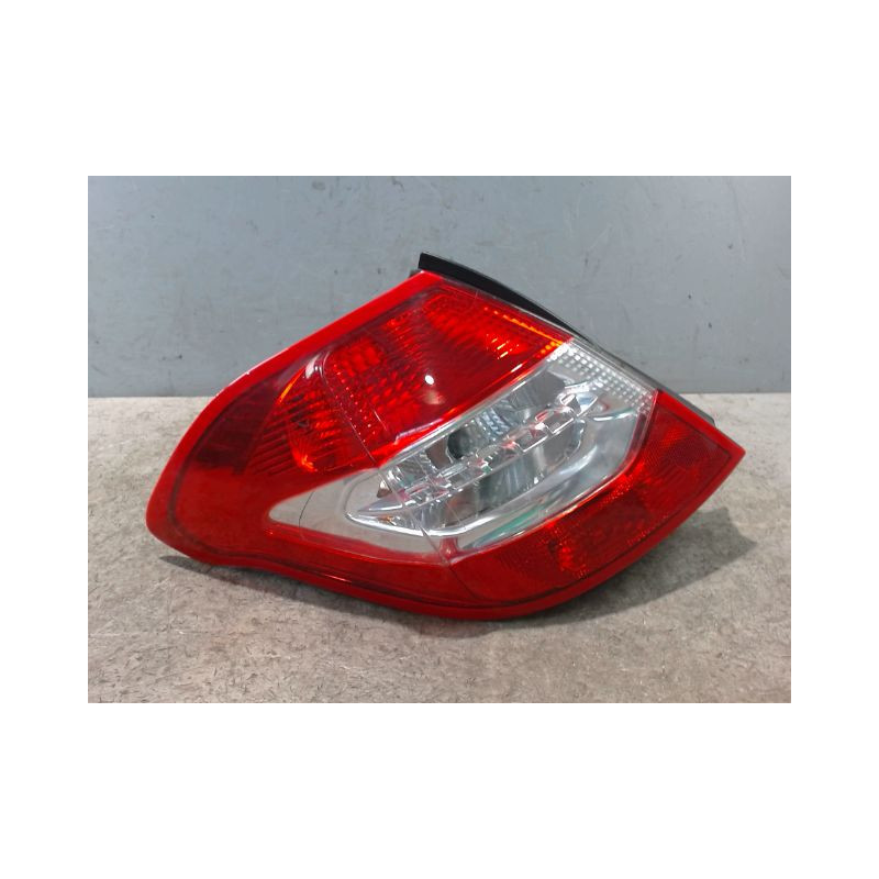 FEU ARRIERE GAUCHE  CITROEN C4 2010-