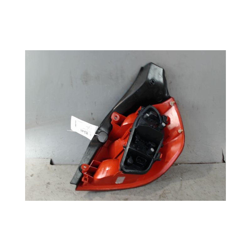 FEU ARRIERE GAUCHE  RENAULT CLIO III 2005-