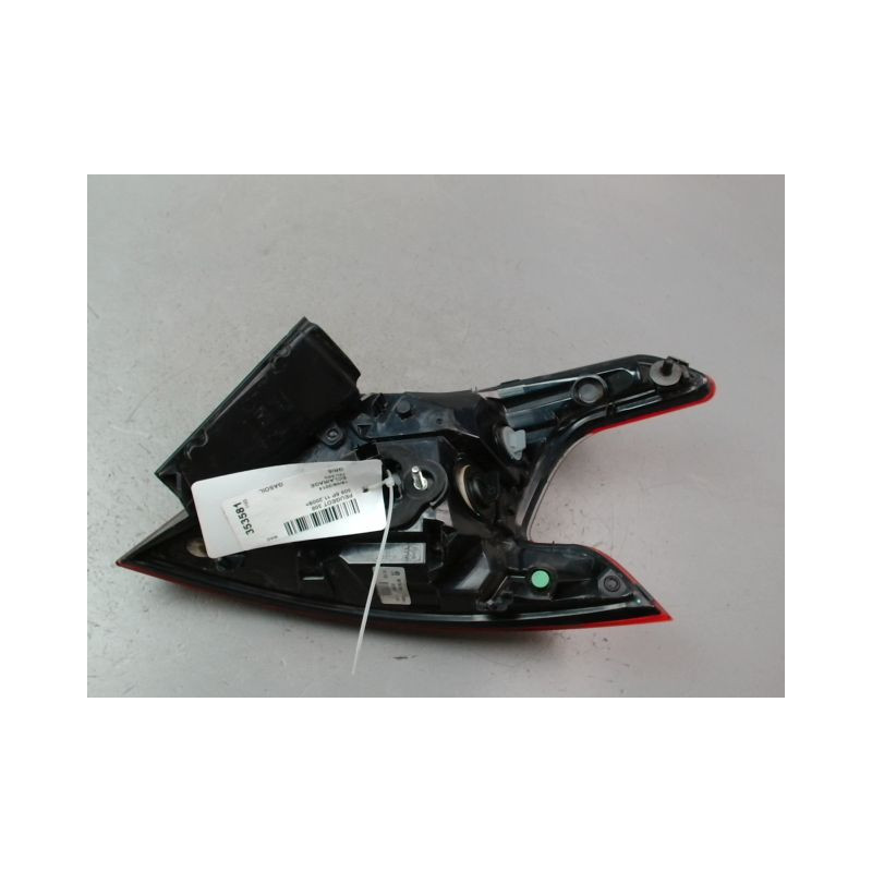 FEU ARRIERE GAUCHE  PEUGEOT 308 2009-