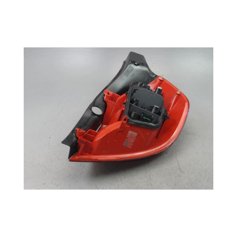 FEU ARRIERE GAUCHE  RENAULT CLIO III Phase 1 2005-2009