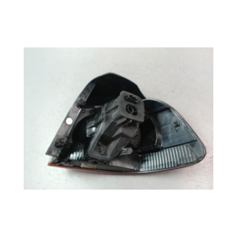 FEU ARRIERE GAUCHE  VOLKSWAGEN GOLF VI 2008-2013