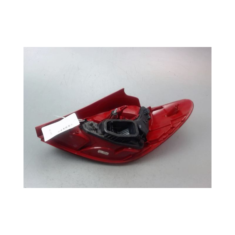 FEU ARRIERE GAUCHE  PEUGEOT 207 2006-2013