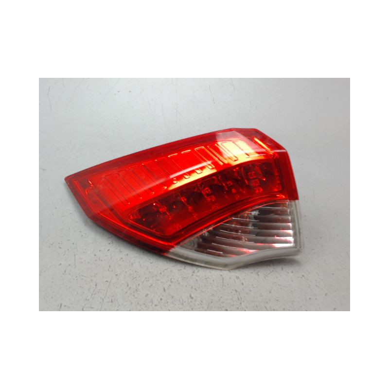 FEU ARRIERE GAUCHE  RENAULT LAGUNA III Phase 1 2007-2010