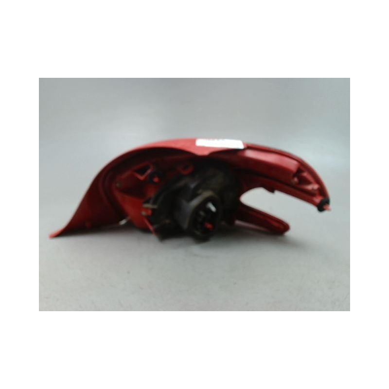 FEU ARRIERE GAUCHE  PEUGEOT 208 Phase 1 2012-...