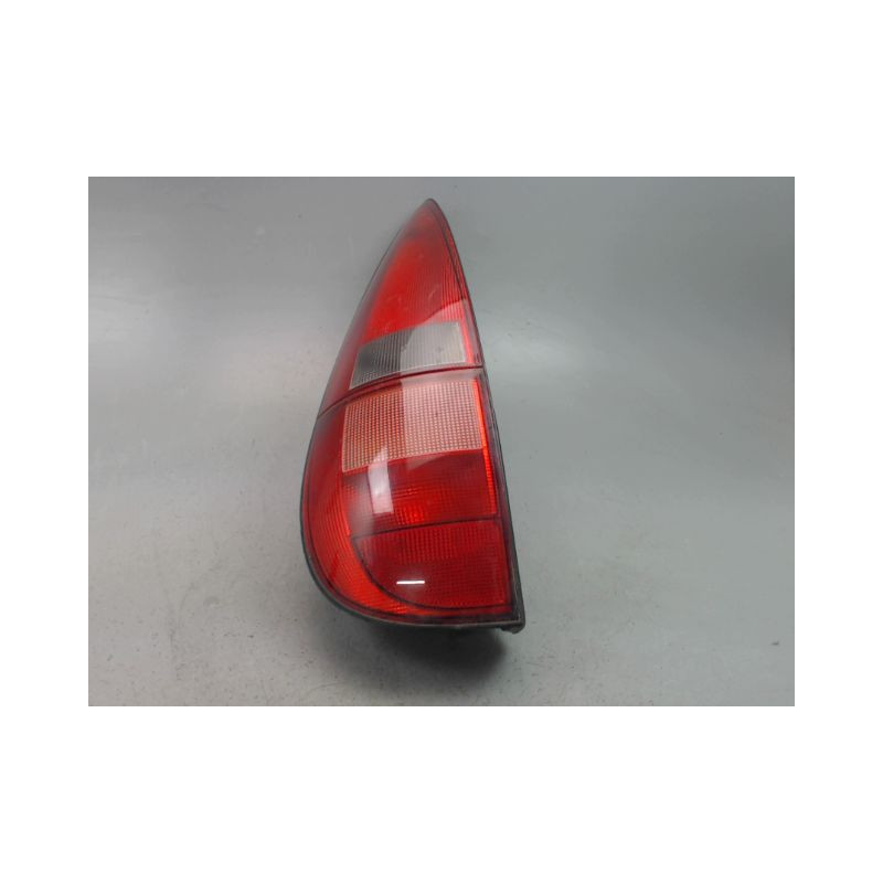 FEU ARRIERE GAUCHE  RENAULT LAGUNA NEVADA I Phase 2 1998-2000