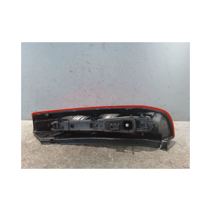 FEU ARRIERE GAUCHE  FORD FIESTA 02 -05