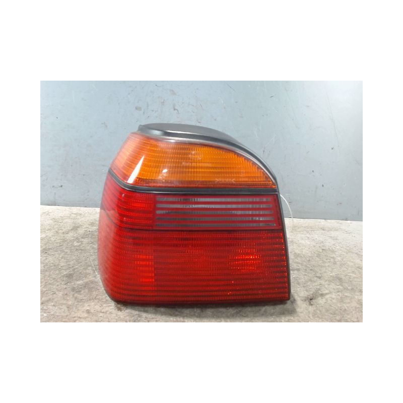 FEU ARRIERE GAUCHE  VOLKSWAGEN GOLF III 92-97
