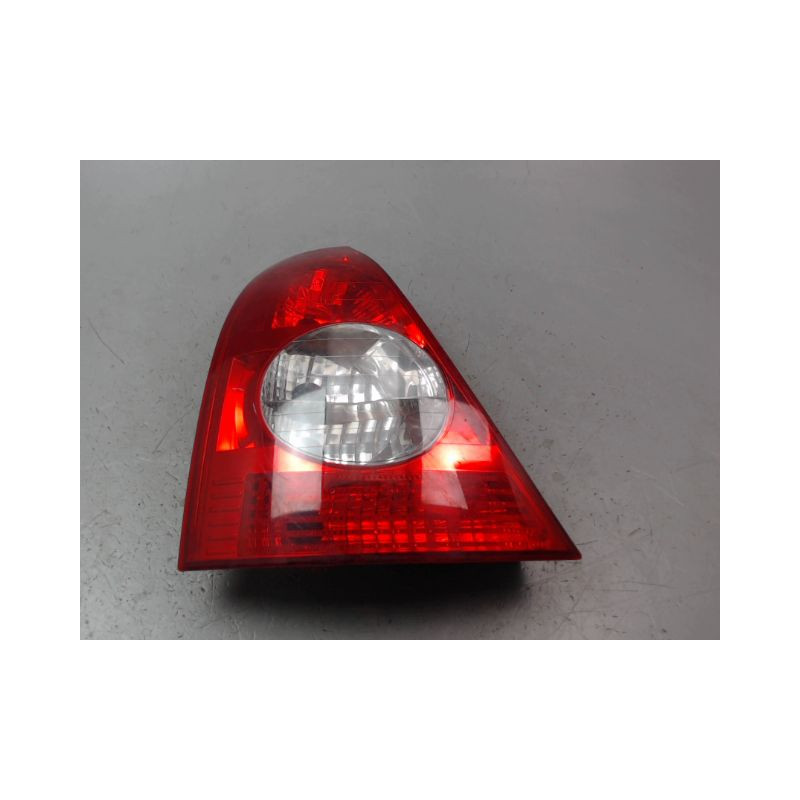 FEU ARRIERE GAUCHE  RENAULT CLIO CAMPUS II Phase 1 2006-2009