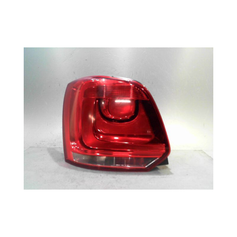 FEU ARRIERE GAUCHE  VOLKSWAGEN POLO