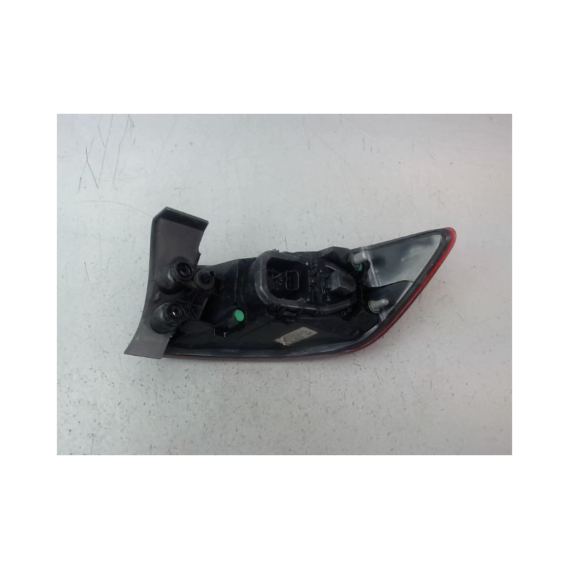 FEU ARRIERE GAUCHE  RENAULT CLIO IV Phase 1 2012-...