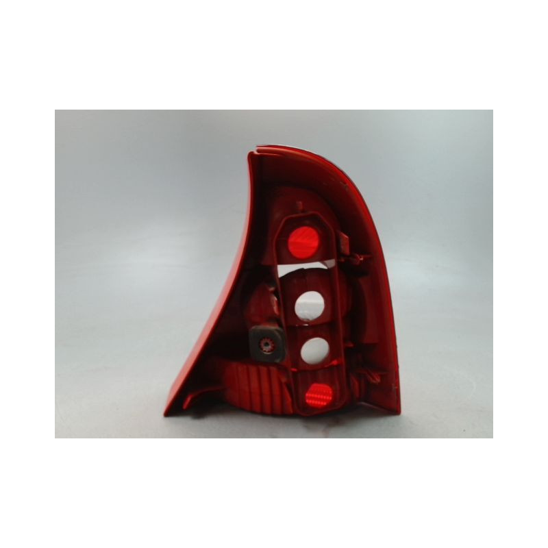 FEU ARRIERE GAUCHE  RENAULT CLIO II Phase 2 2001-2006