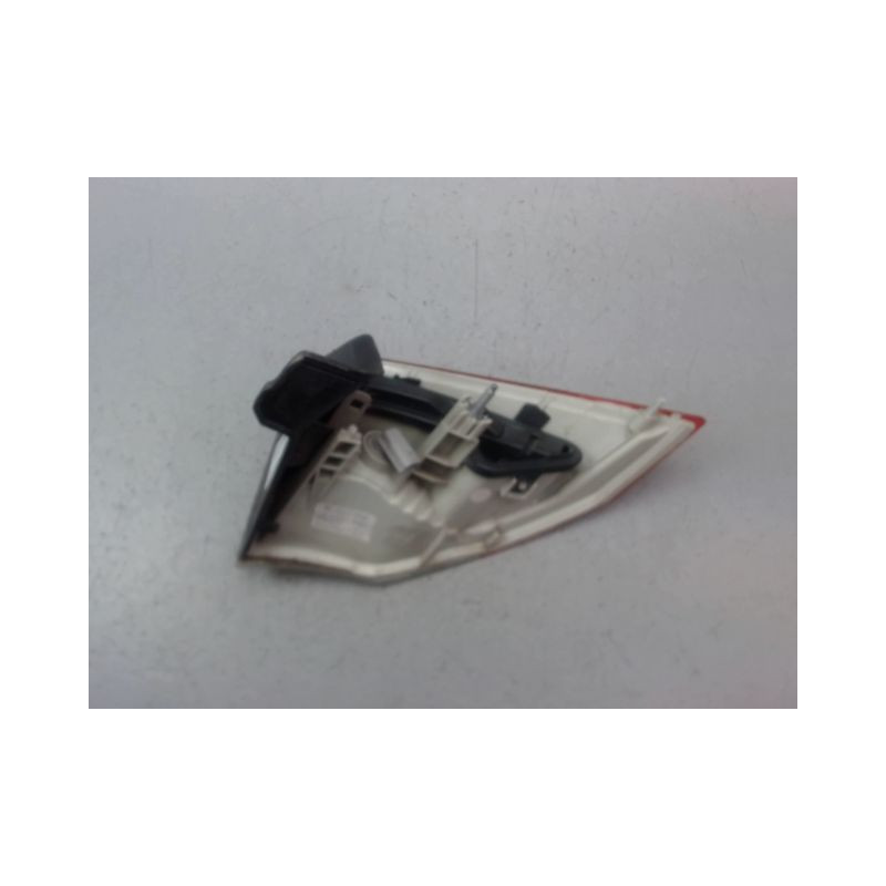 FEU ARRIERE GAUCHE  RENAULT LAGUNA III Phase 1 2007-2010