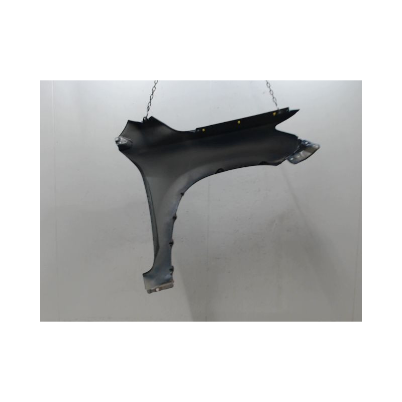 AILE AVANT GAUCHE TOYOTA RAV4 BREAK III PHASE 3 2010-2013