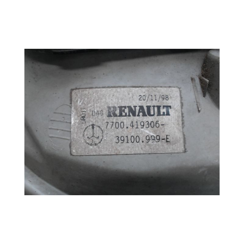 PHARE DROIT RENAULT TWINGO