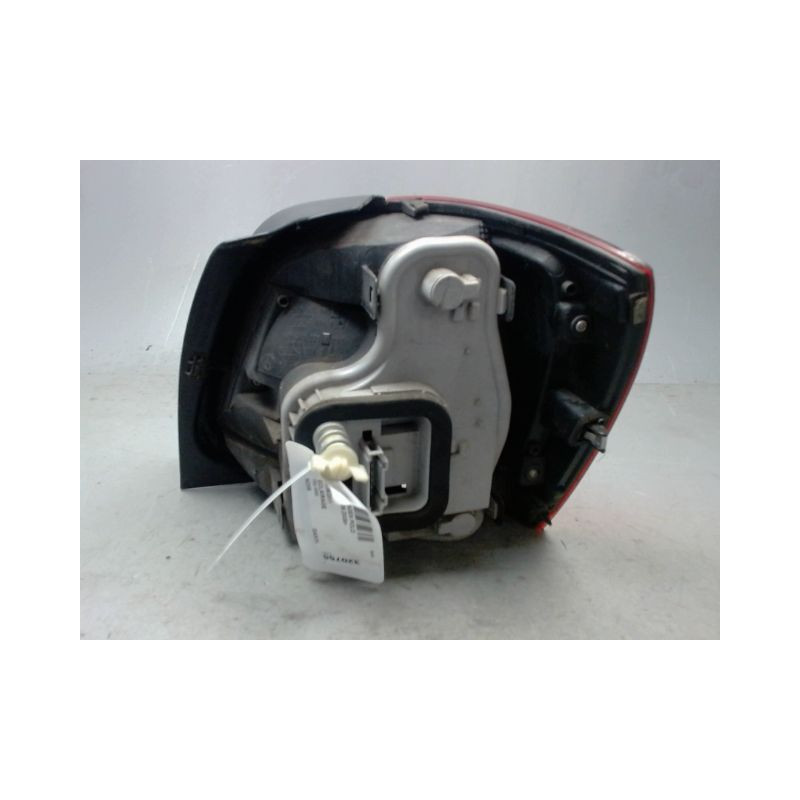 FEU ARRIERE GAUCHE  VOLKSWAGEN POLO 2009-