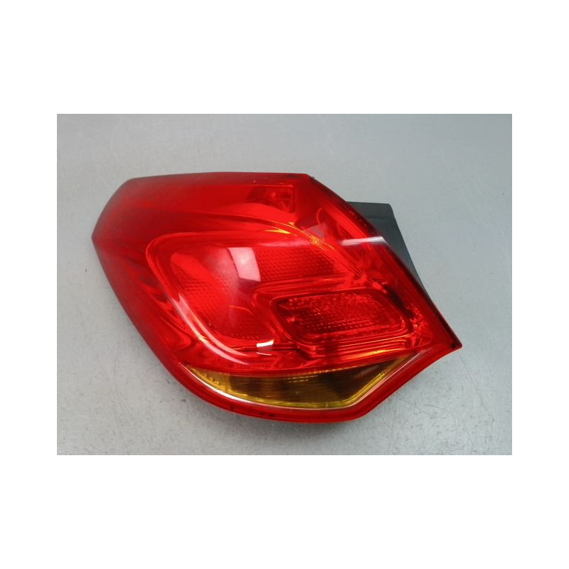 FEU ARRIERE GAUCHE  OPEL ASTRA IV Phase 1 (J) 2010-2012