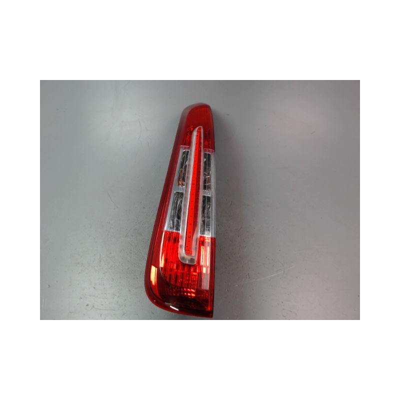 FEU ARRIERE GAUCHE  FORD CMAX MONOSP. I Phase 2 2007-2010