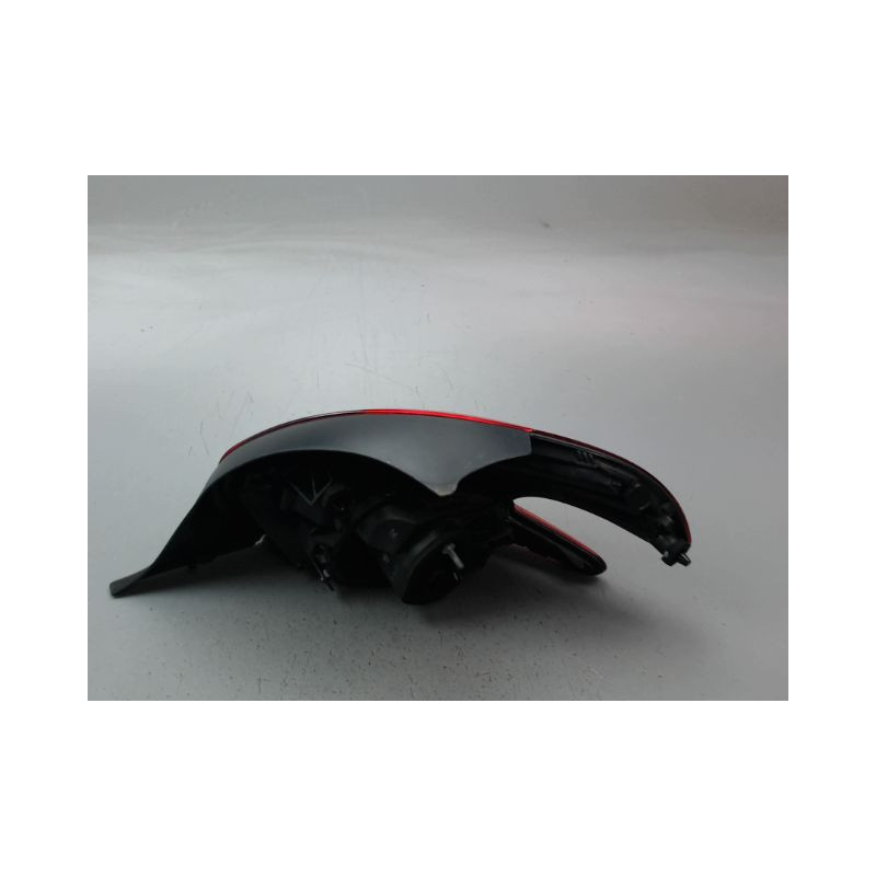 FEU ARRIERE GAUCHE  PEUGEOT 208 Phase 1 2012-...