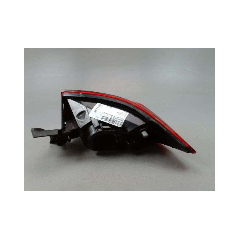 FEU ARRIERE GAUCHE  RENAULT CLIO IV Phase 1 2012-...