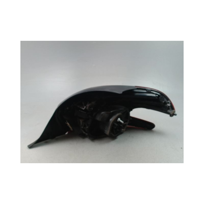FEU ARRIERE GAUCHE  PEUGEOT 208 Phase 1 2012-...