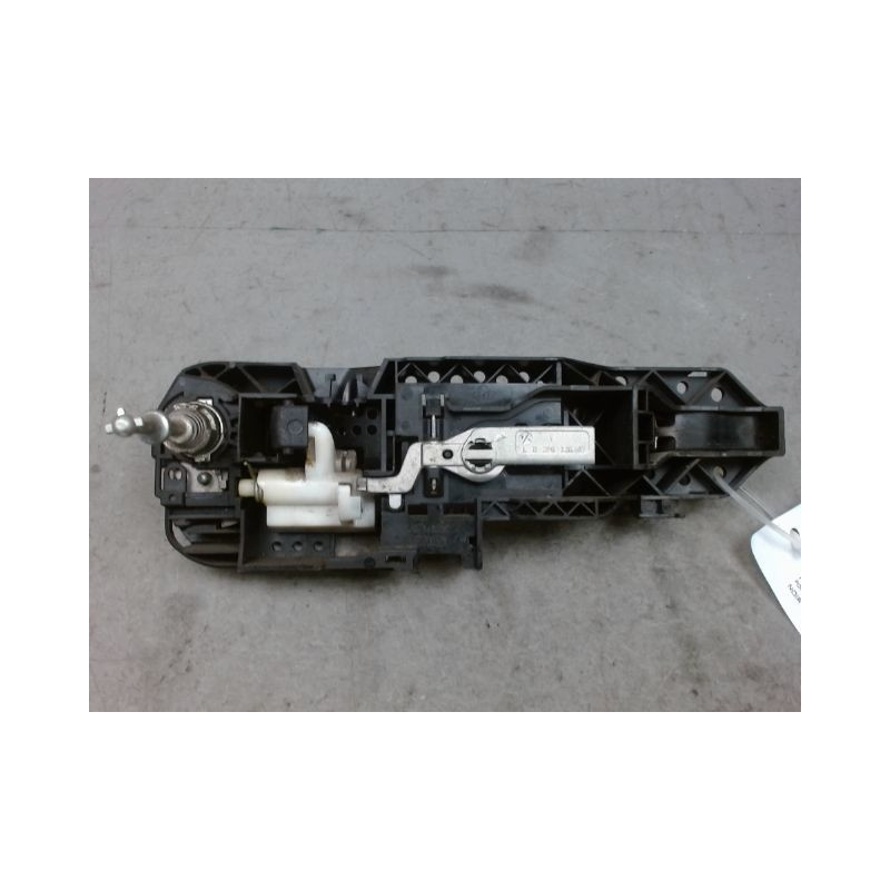 POIGNEE EXTERIEURE PORTE AVANT GAUCHE RENAULT MEGANE