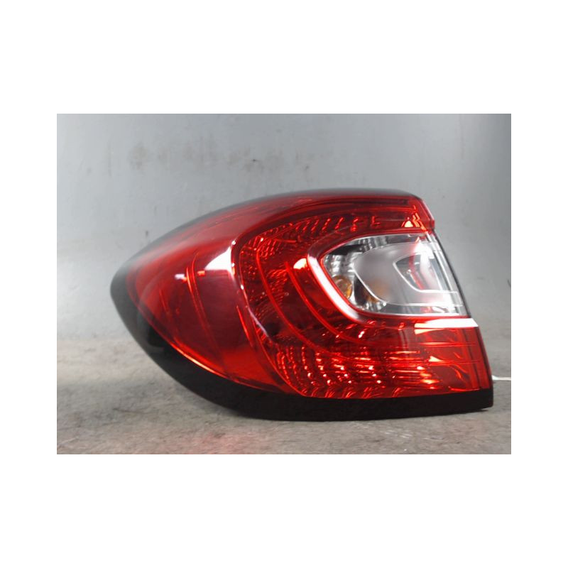 FEU ARRIERE GAUCHE  RENAULT CAPTUR