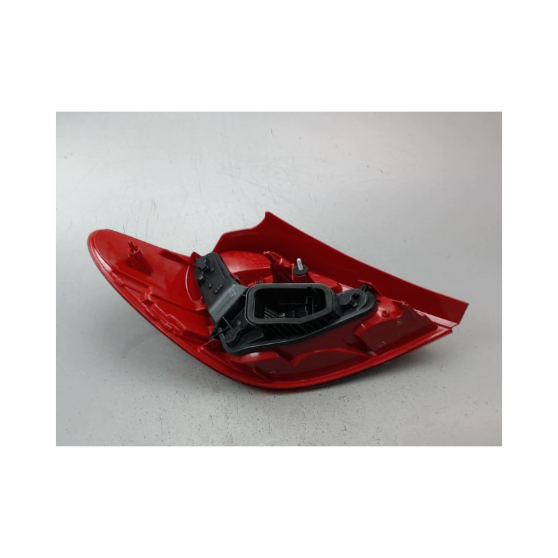 FEU ARRIERE DROIT PEUGEOT 207 2006-2013
