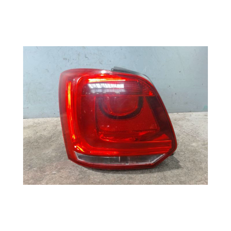 FEU ARRIERE GAUCHE  VOLKSWAGEN POLO 2005-