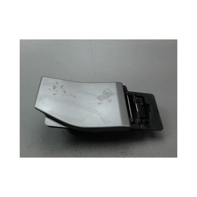 VOLET DE TRAPPE CARBURANT RENAULT TRAFIC