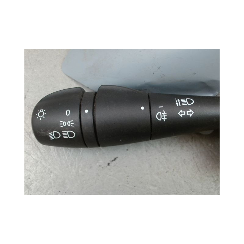 COMMANDE ECLAIRAGE RENAULT TRAFIC