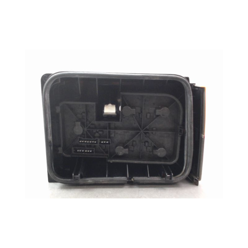 FEU ARRIERE GAUCHE  CITROEN BX 1982-1993
