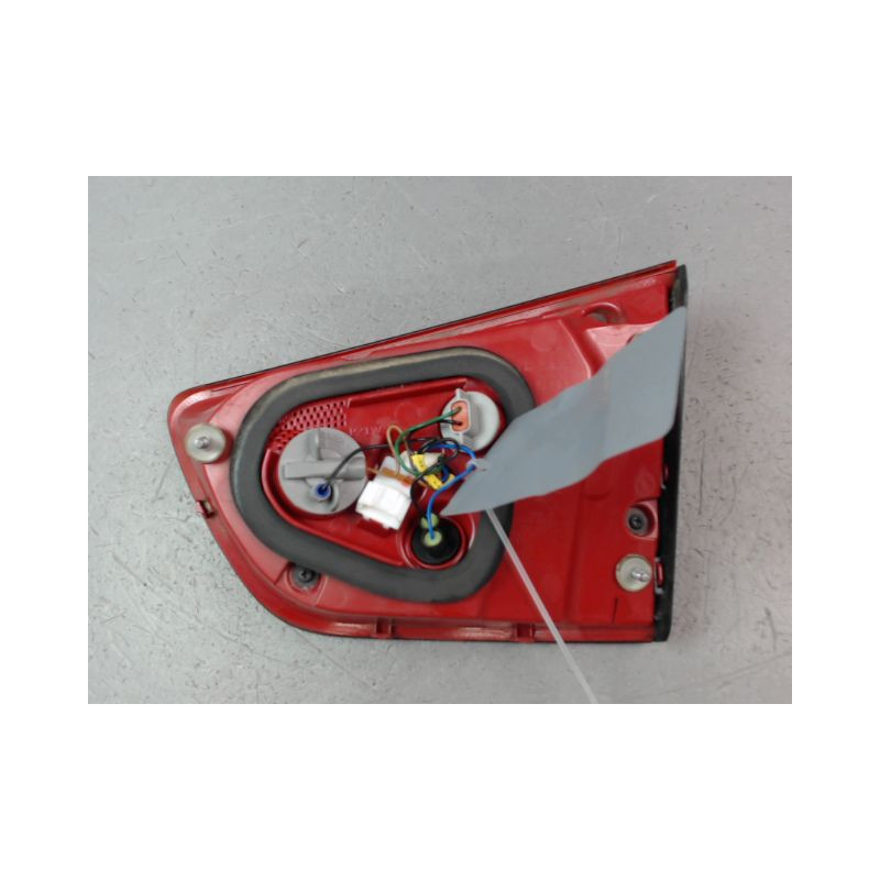 FEU ARRIERE INTERIEUR GAUCHE KIA RIO