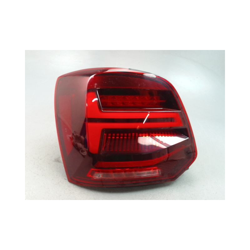 FEU ARRIERE GAUCHE  VOLKSWAGEN POLO V Phase 1 (6R) 2009-...