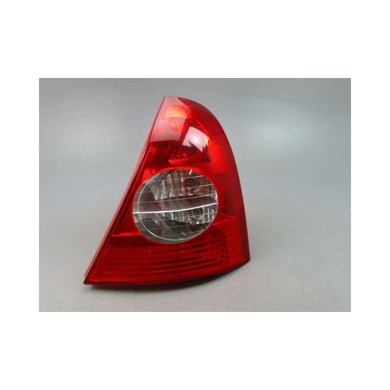 FEU ARRIERE DROIT RENAULT CLIO II Phase 2 2001-2006