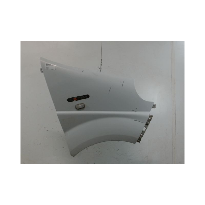 AILE AVANT DROIT RENAULT TRAFIC