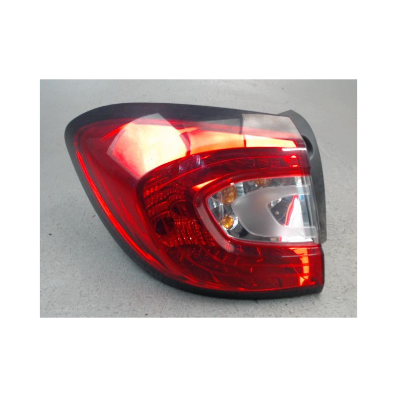FEU ARRIERE GAUCHE  RENAULT CAPTUR