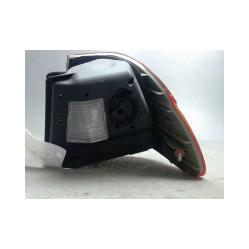 FEU ARRIERE GAUCHE  BMW SERIE 3 (E46) 01-2005
