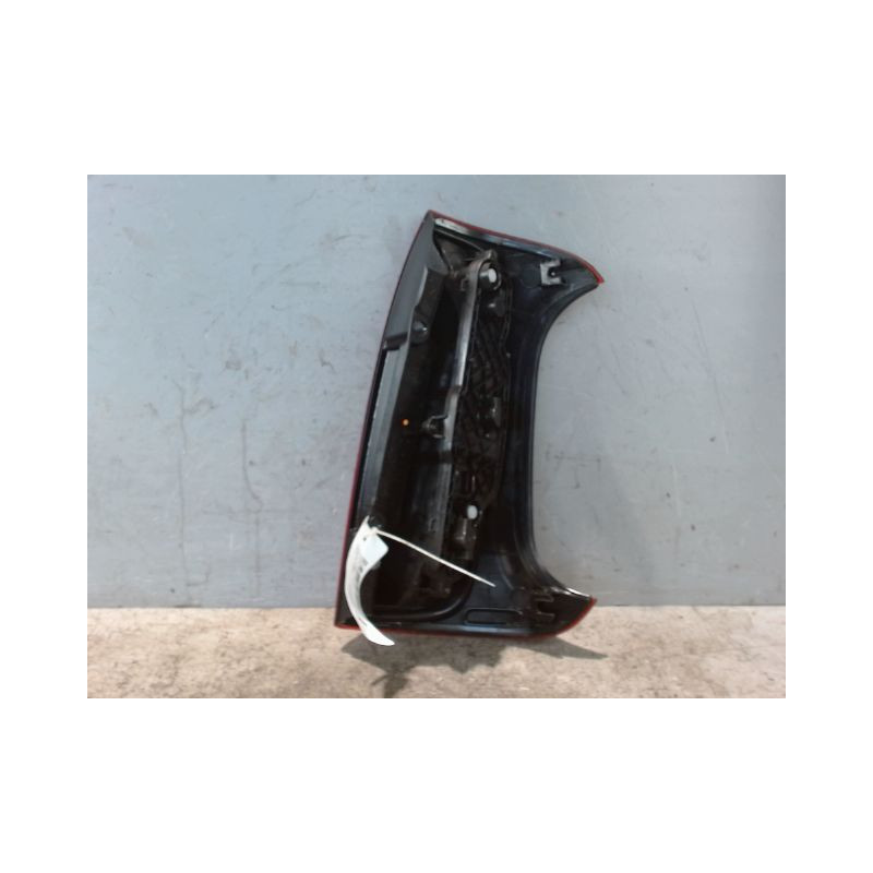 FEU ARRIERE GAUCHE  FIAT PANDA 2003-