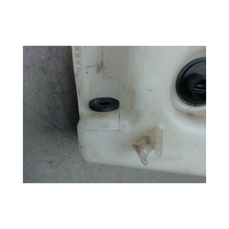 RESERVOIR LAVE-GLACE AVANT VOLKSWAGEN GOLF