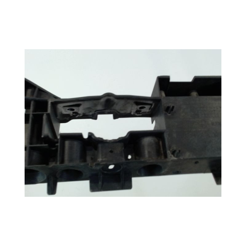 TRAVERSE SUPERIEURE ARMATURE AVANT RENAULT CLIO