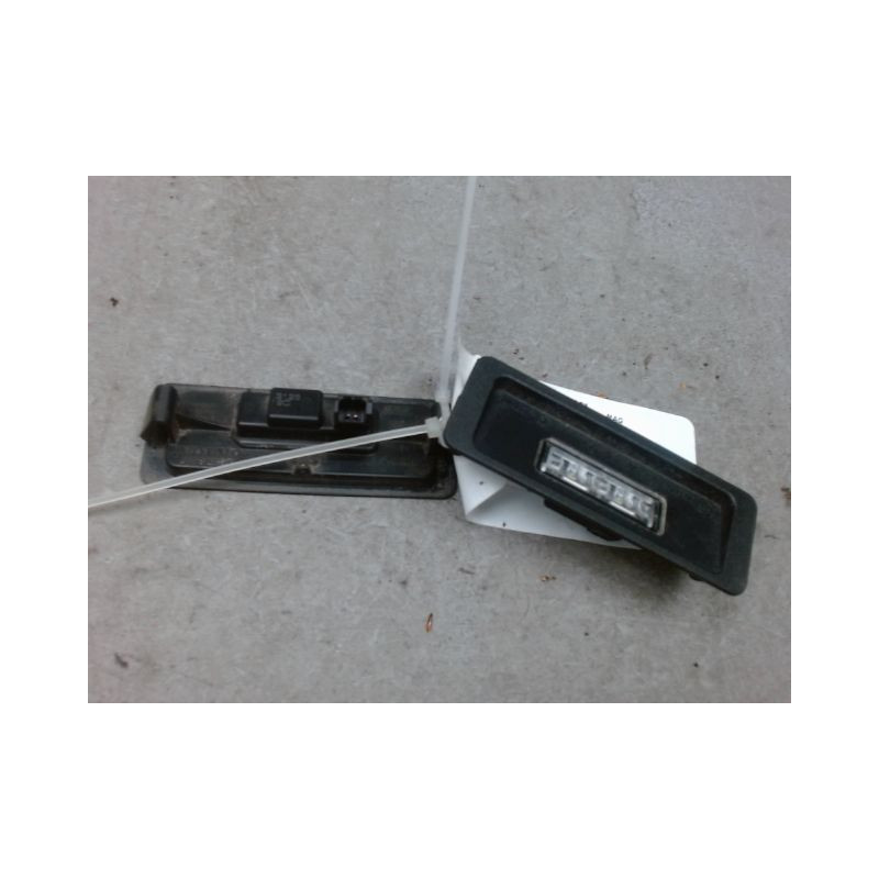 ECLAIREUR PLAQUE DE POLICE VOLVO V40