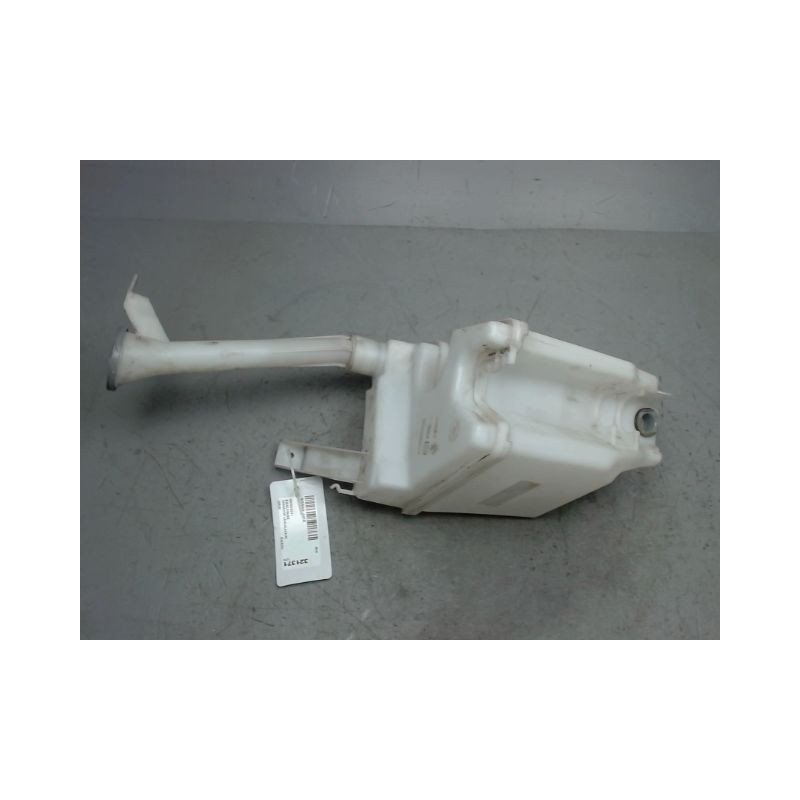 RESERVOIR LAVE-GLACE AVANT NISSAN JUKE