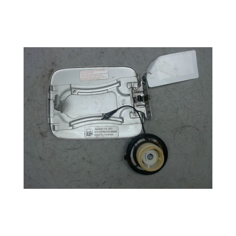 VOLET DE TRAPPE CARBURANT SUZUKI ALTO 5 PTES