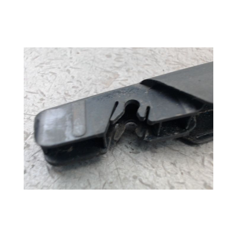 BRAS ESSUIE-GLACE ARRIERE FORD KA
