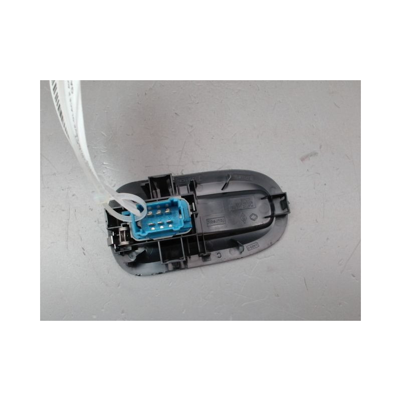 COMMANDE LEVE-GLACE PORTE AVD RENAULT KANGOO