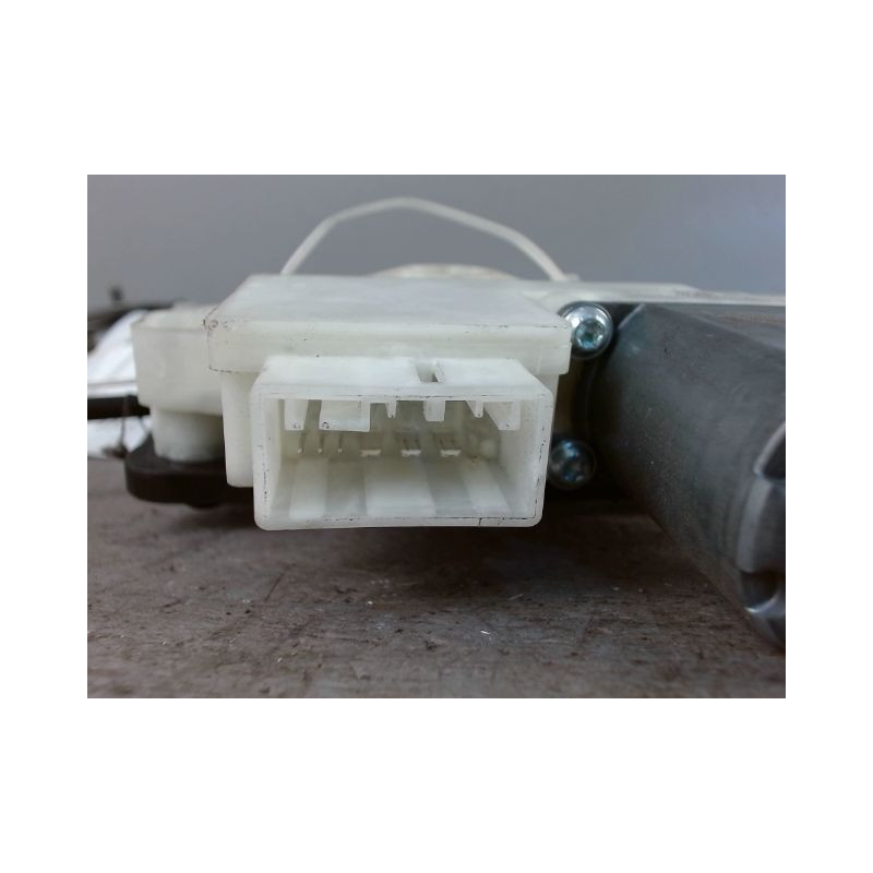 MECANISME+MOTEUR LEVE-GLACE ARRIERE GAUCHE SKODA FABIA
