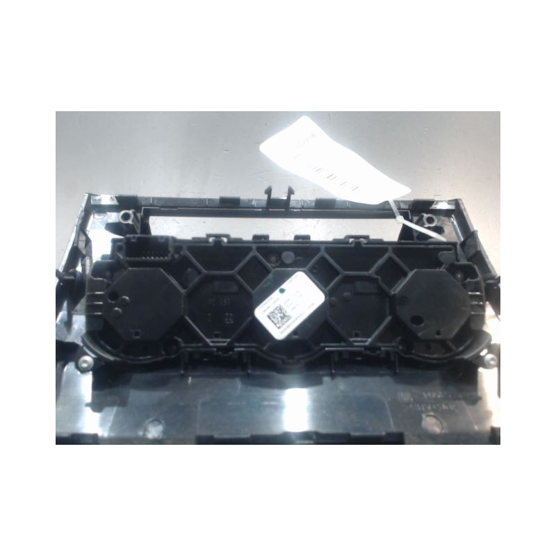 COMMANDE DE CHAUFFAGE DACIA DUSTER