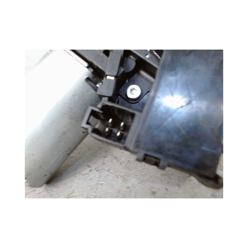MOTEUR ESSUIE-GLACE ARRIERE TOYOTA YARIS